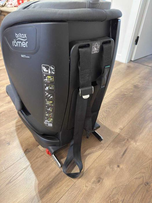 Fotelik samochodowy Britax Römer Trifix2 i-Size