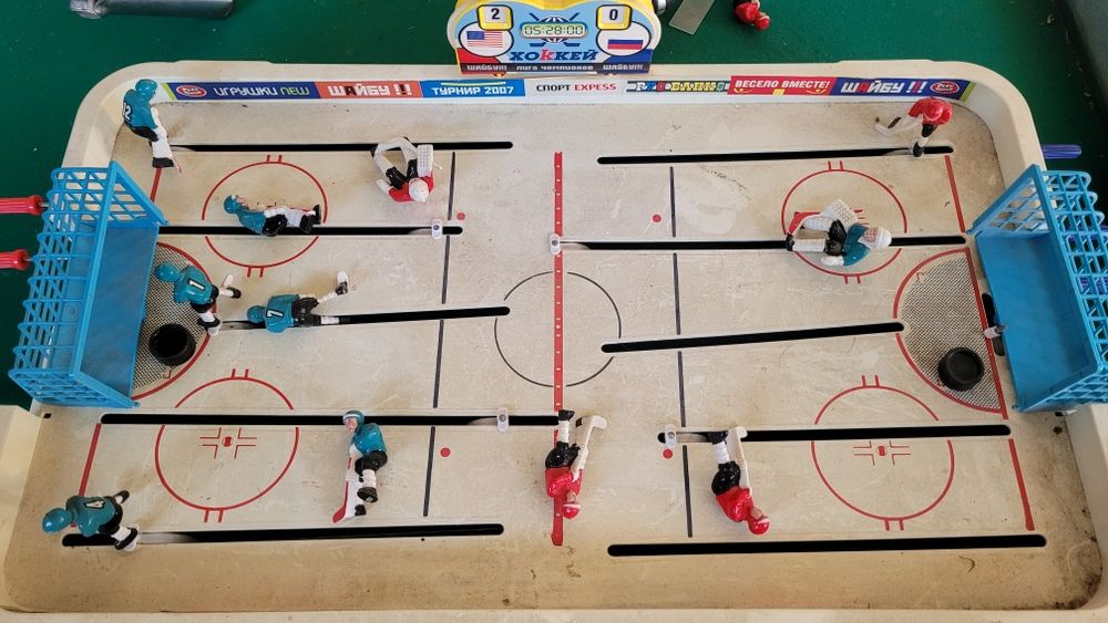 Настільні дитячі ігри хокей морський бій електронний конструктор