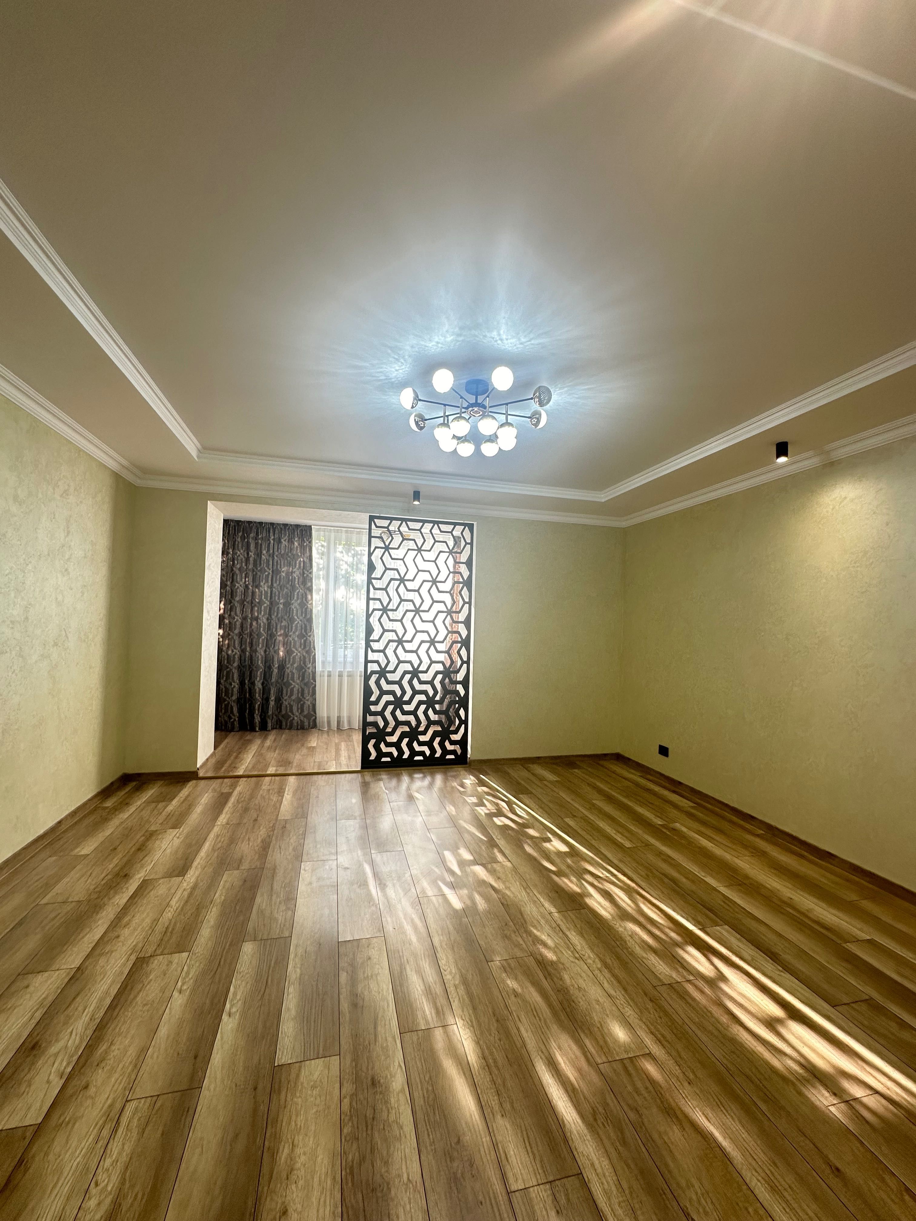 Продається шикарна 2-кімнатна квартира Нова Будова-1