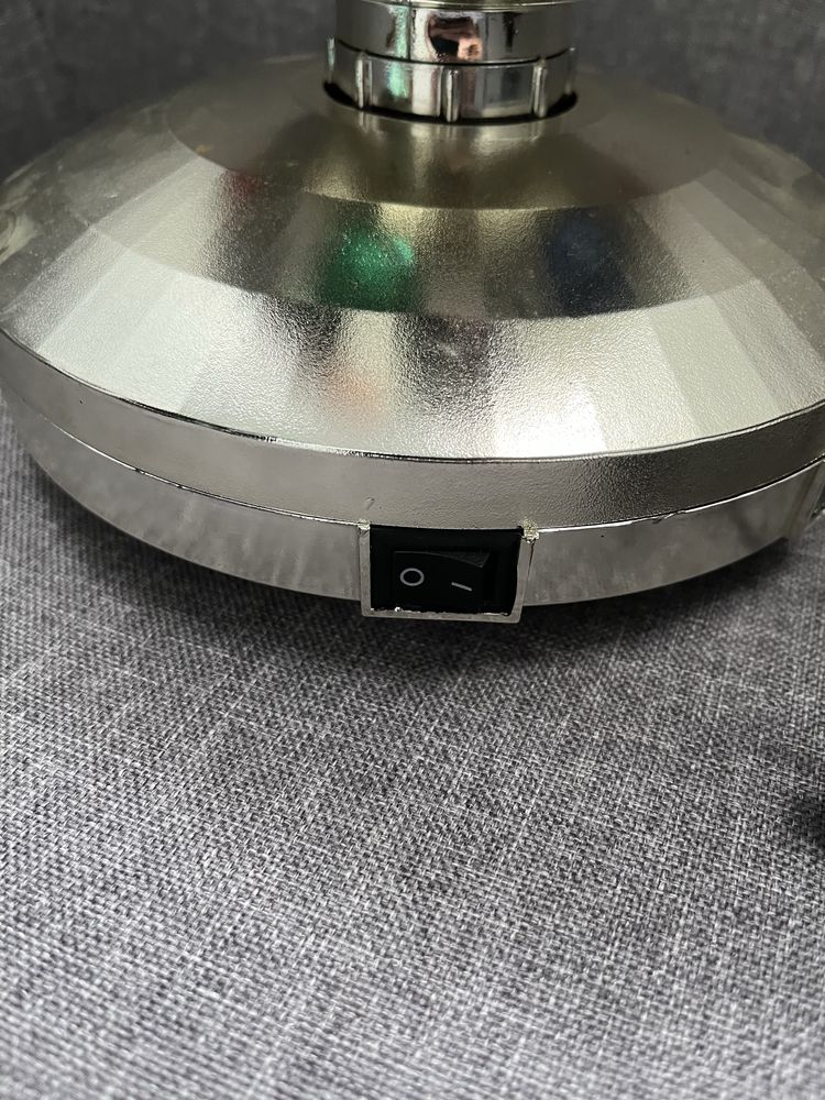Bola espelhos rotativa com luzes