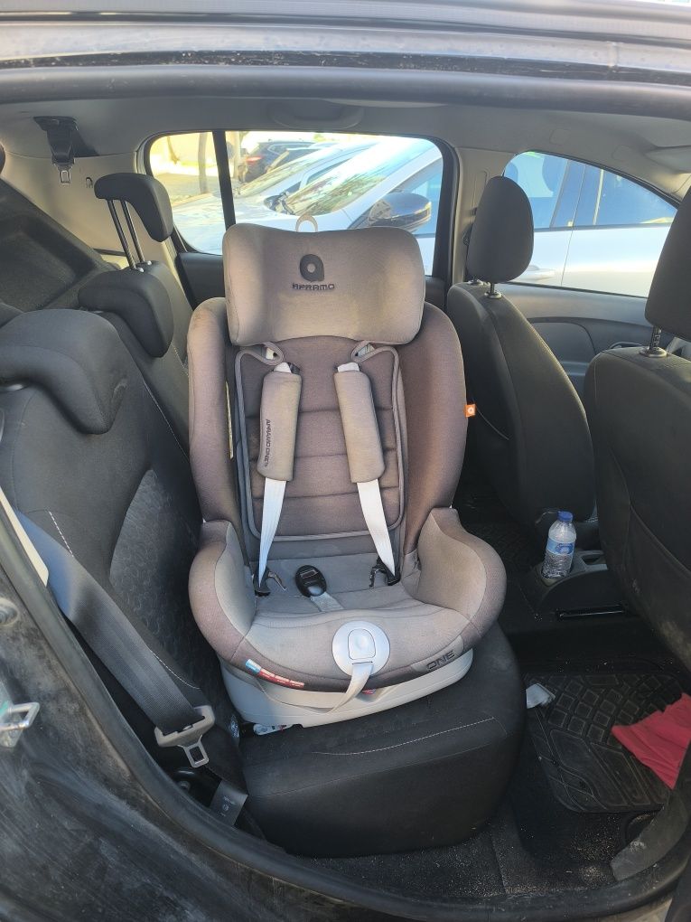 Cadeirinha giratória APRAMO ONE 360, isofix