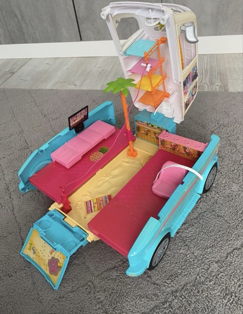 Kamper Barbie dla pieskow