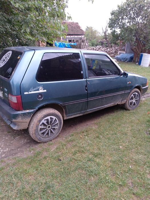 Продам fiat uno в