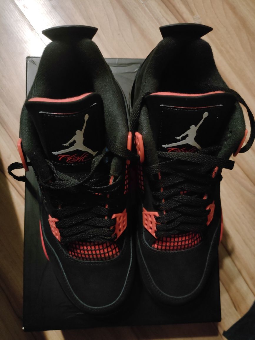 Jordan 4 Red Thunder