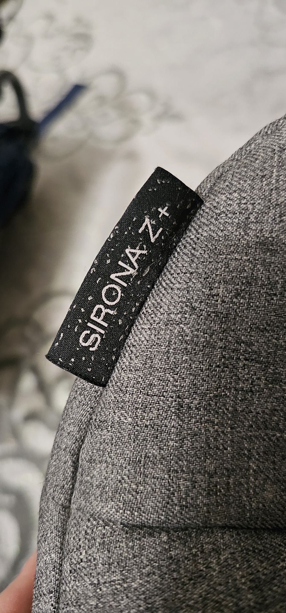 Fotelik Cybex Sirona Z+ i-size Platinum z bazą obrotową