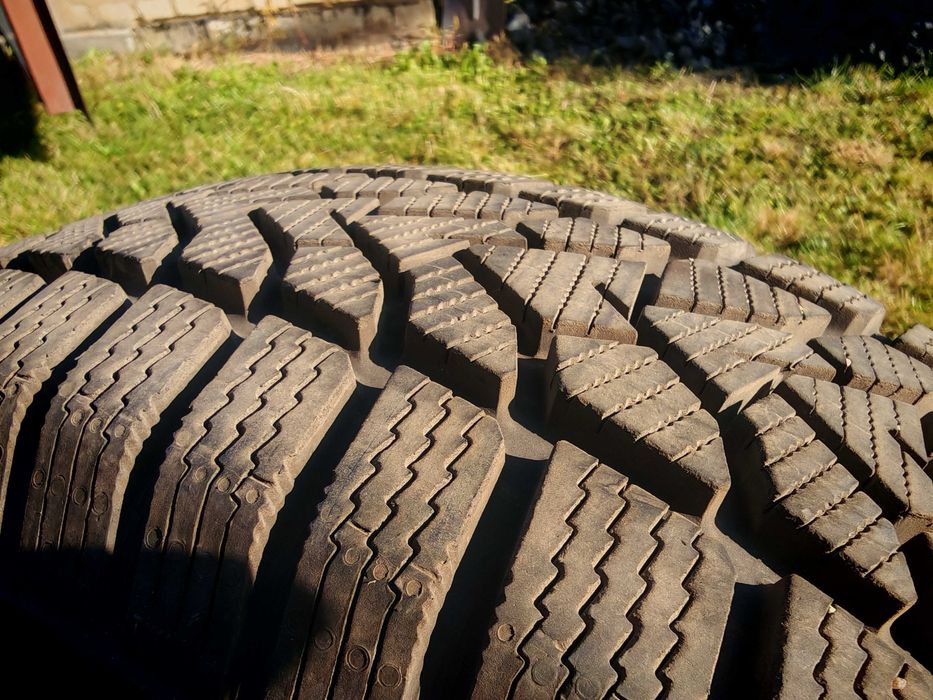 Opony zimowe 185/65 R15