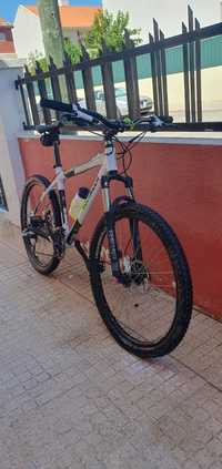 Bicicleta btt Rockrider 8.0