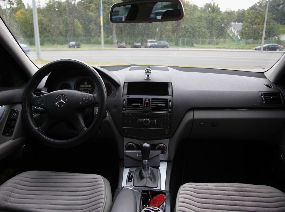 Mercedes-Benz C-Class 2008