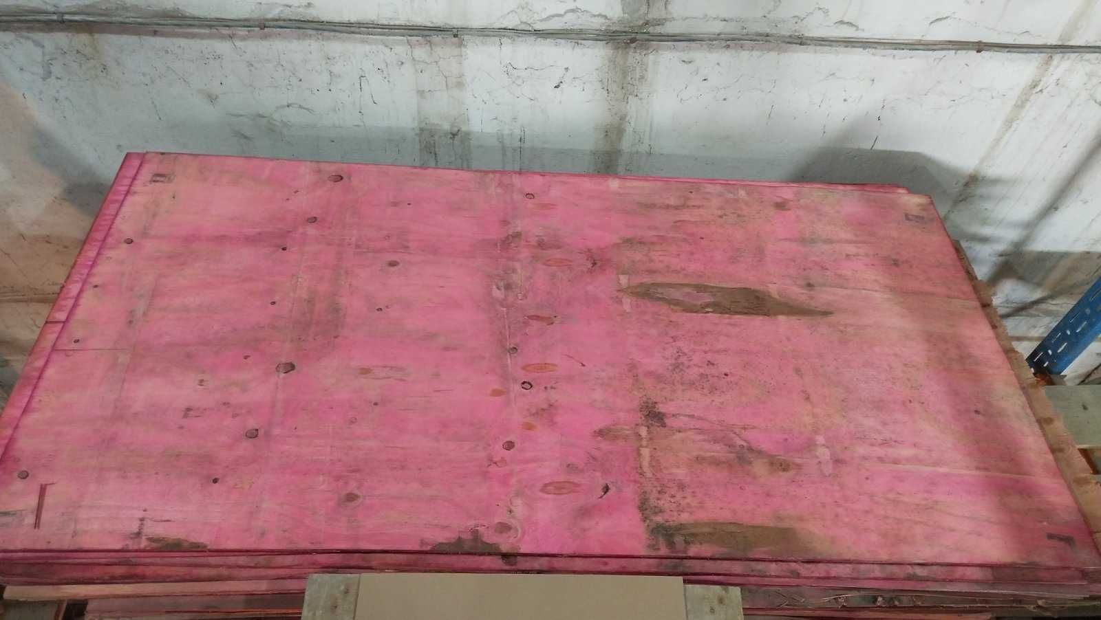 Продам фанеру б/у.  220*110*0,6