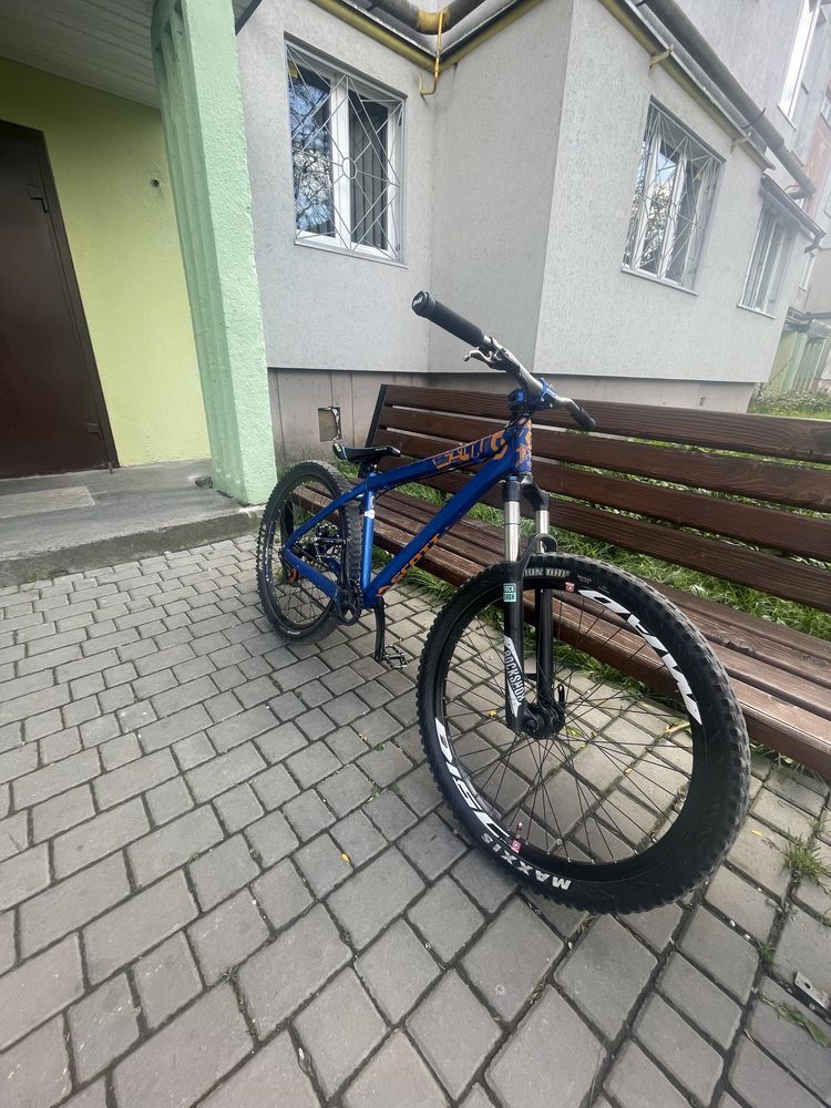 велосипед dirt, street, dh scott voltage yz 20 26 rockshox