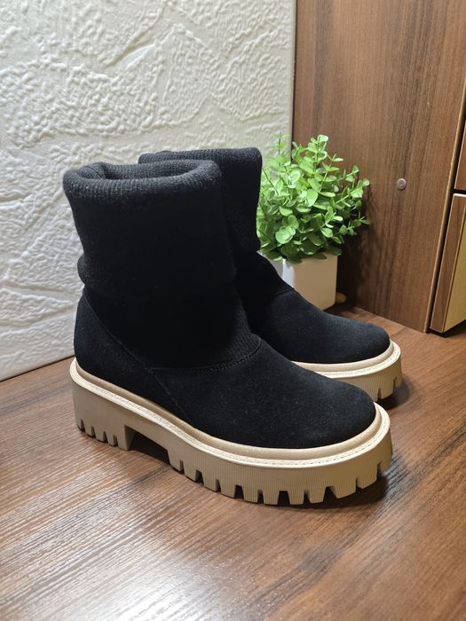 Черевики на байці 38р, натур.замша