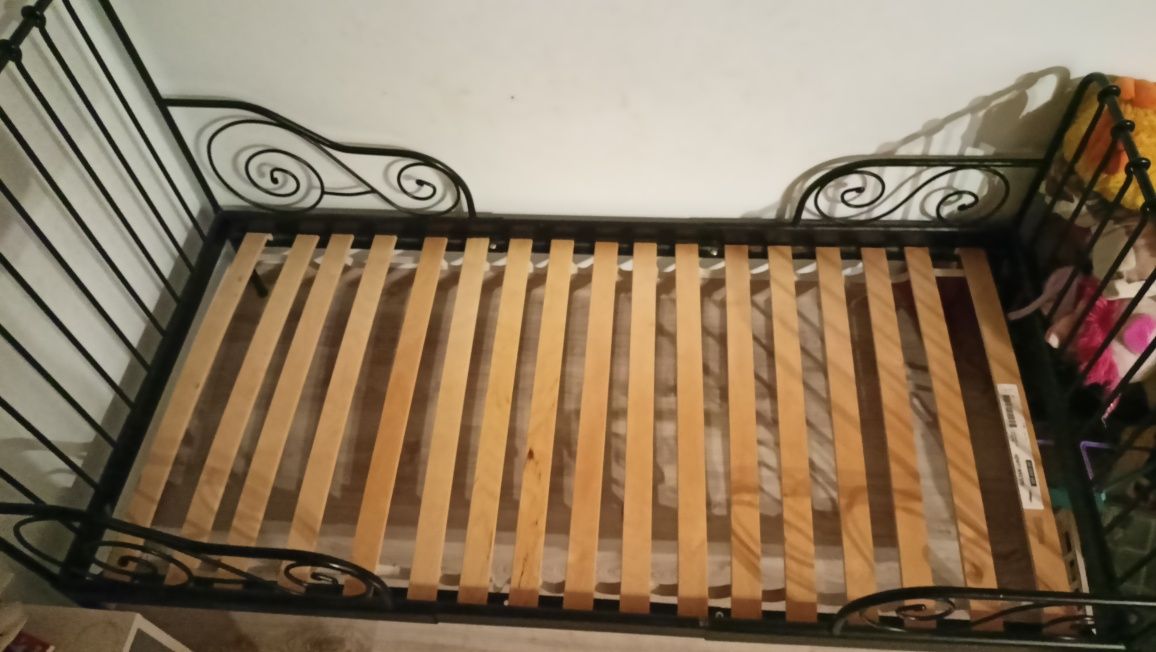Łóżko dziecięce Ikea rosnące z dzieckiem