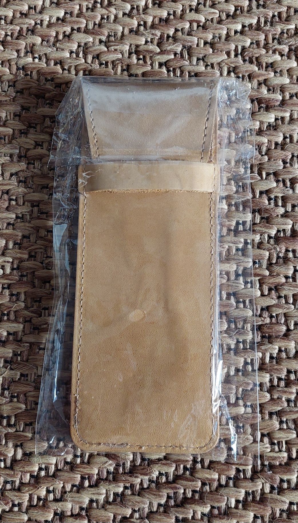 Estojo novo camel