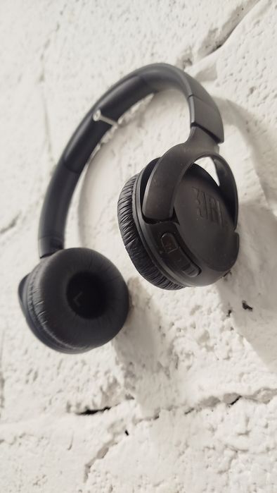 JBL Tune 570bt бездротові навушники