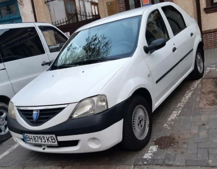 Reno dacia logan  Дача Логан