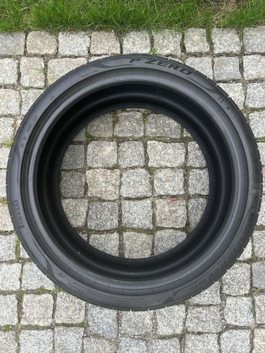 Pirelli P Zero PZ4 SC 315/30 R22 107Y XL II* Run on Flat