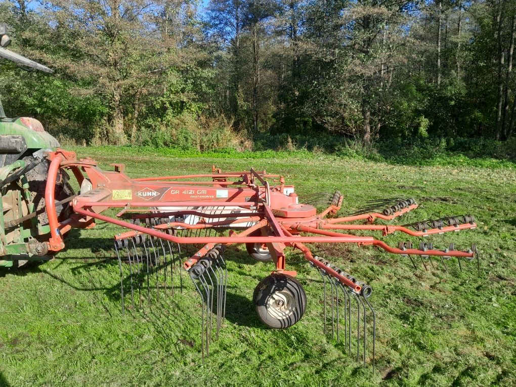 Zgrabiarka Kuhn GA 4121