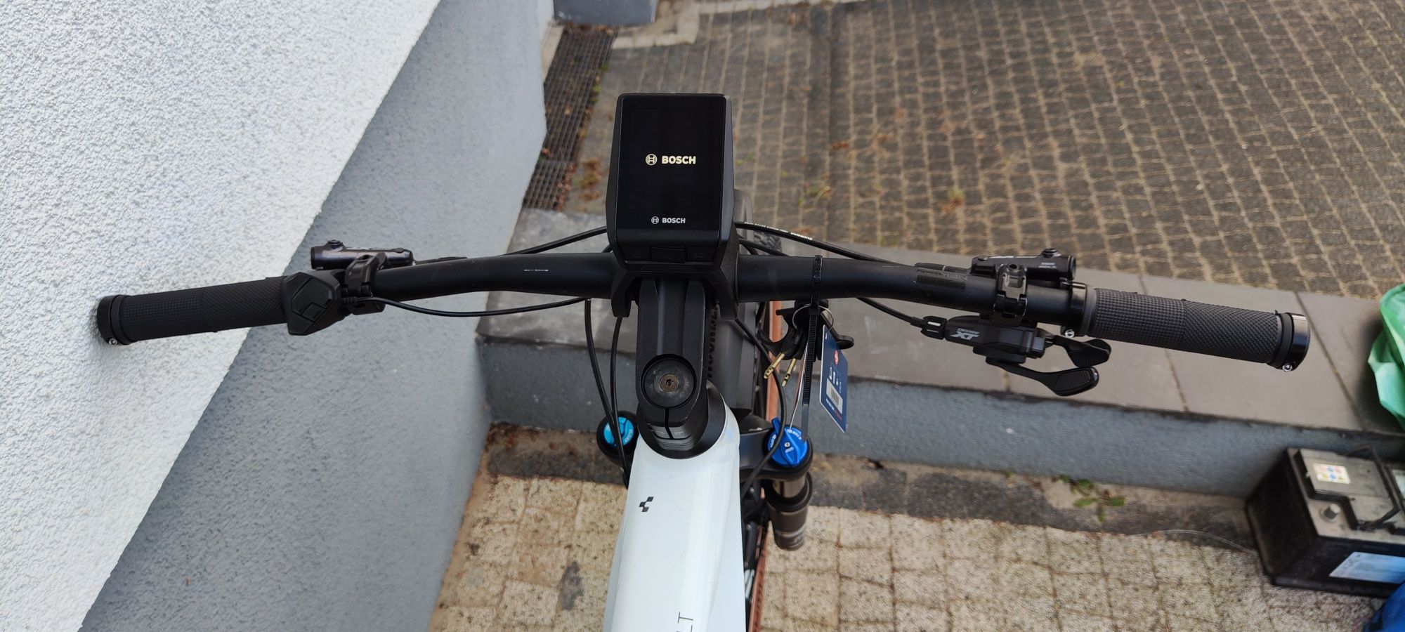 Cube reaction SLT 29" Bosch CX  625 wh