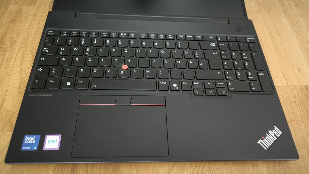 Laptop Lenovo ThinkPad E16 gen2 16 RAM 512 GB SSD Intel i5 jak nowy