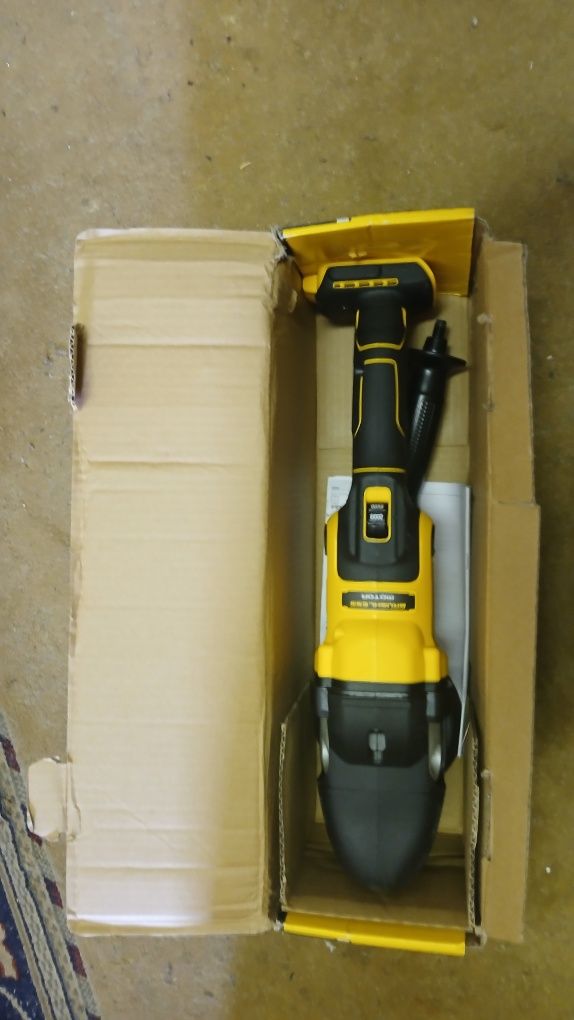 2 Polidoras Dewalt