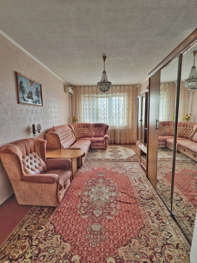 Сдам 2к.кв., мкр. Солнечный.