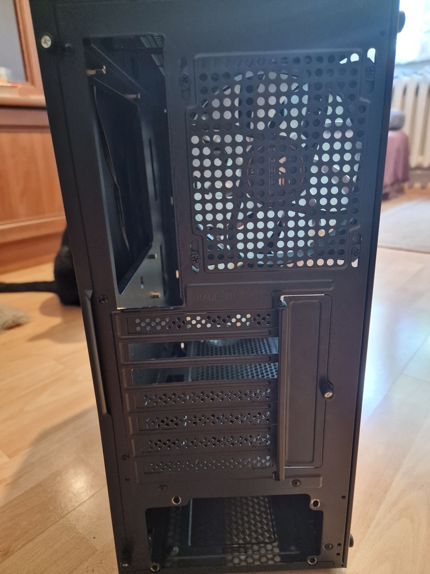 Obudowa DarkFlash DK 352 Plus