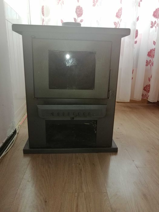 Vendo Salamandra a lenha