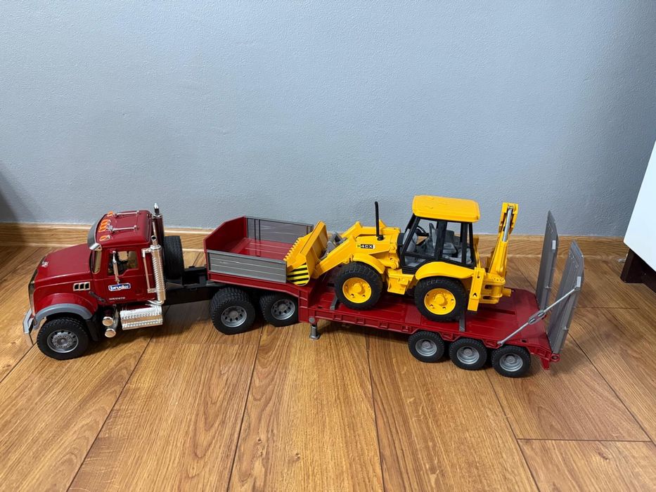 Bruder MACK Naczepa + Koparka