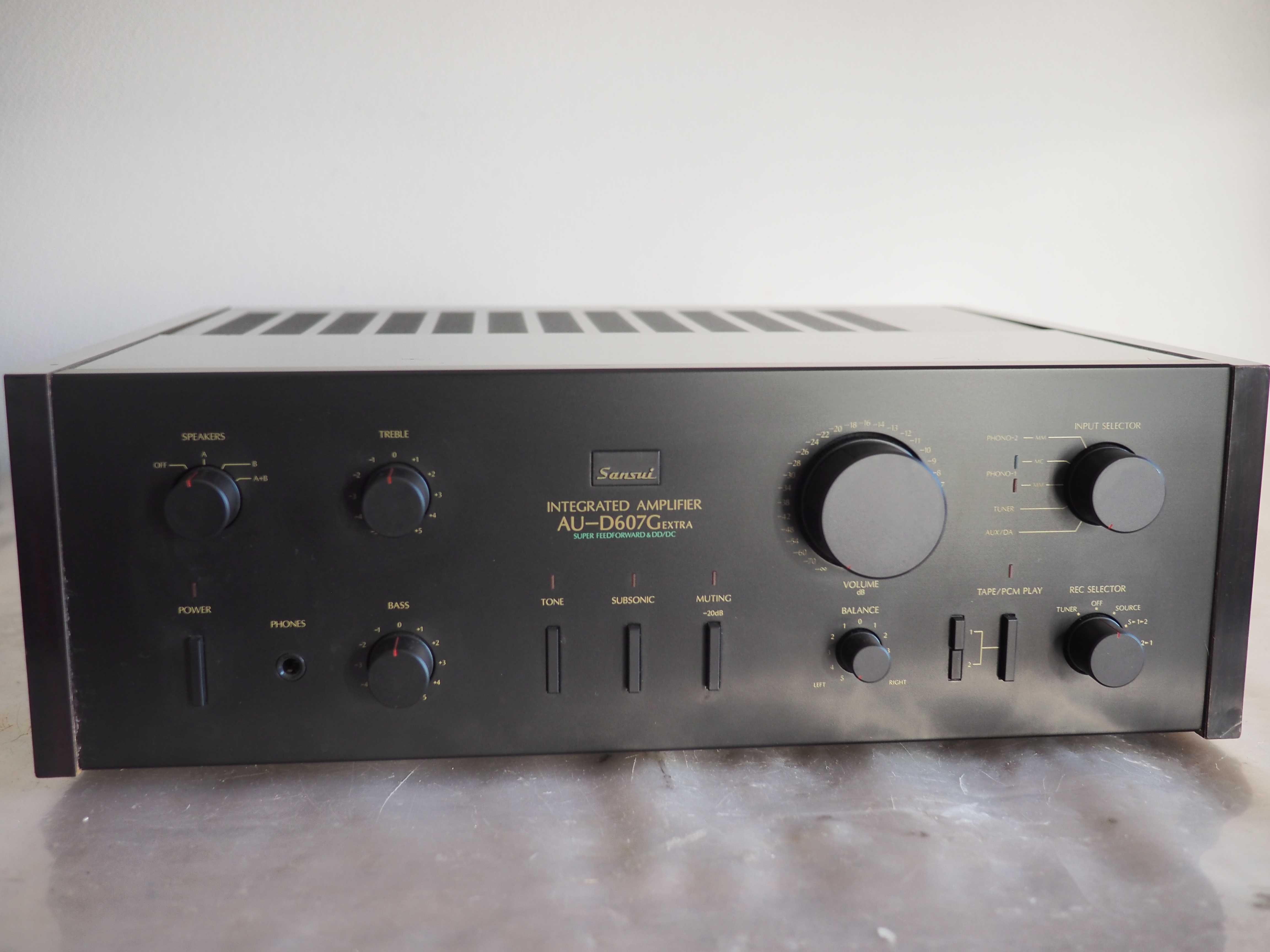 Raro amplificador Sansui AU-D607 G Extra