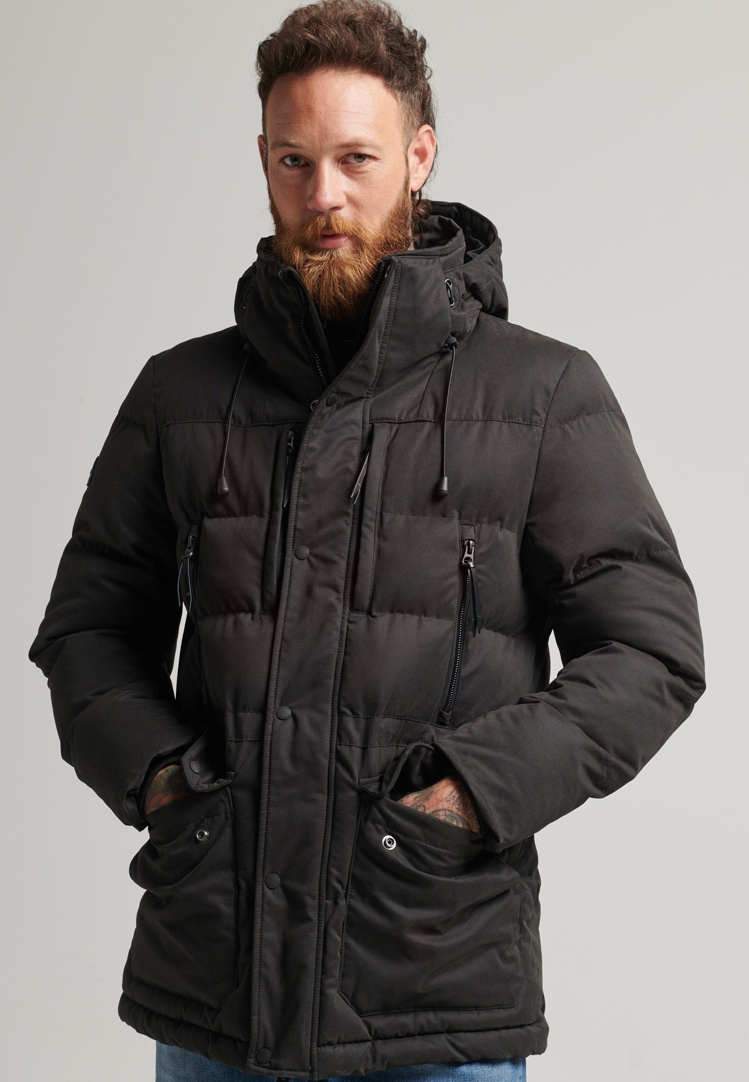 Kurtka zimowa, parka z kapturem czarna Superdry L