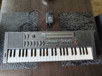 Keyboard Yamaha MK100!