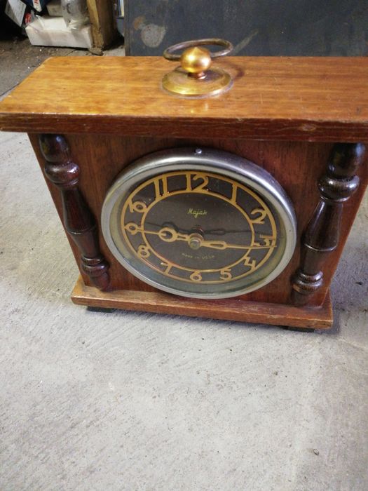 Stary zegar kominkowy MAJAK radziecki