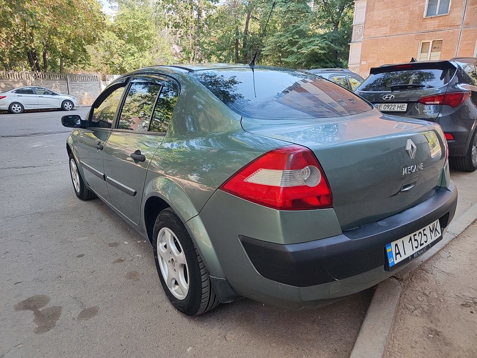 Продам renault megane 1.4 бензин