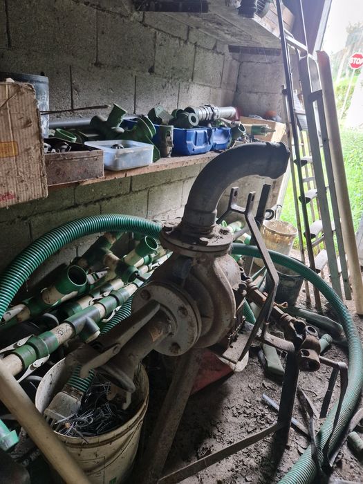 Bomba de rega para trator