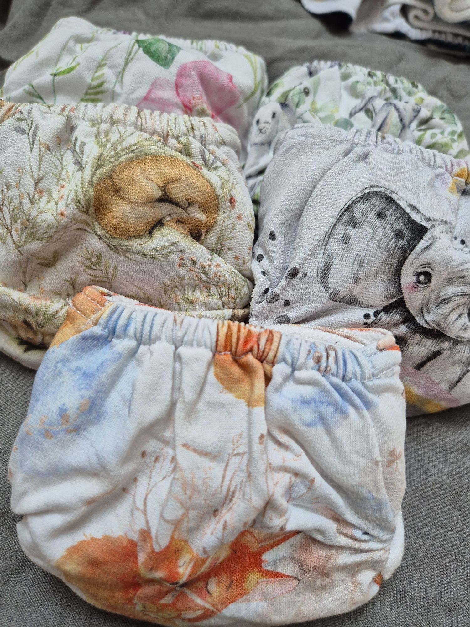 Zestaw pieluch wielorazowych pul formowanki nb newborn