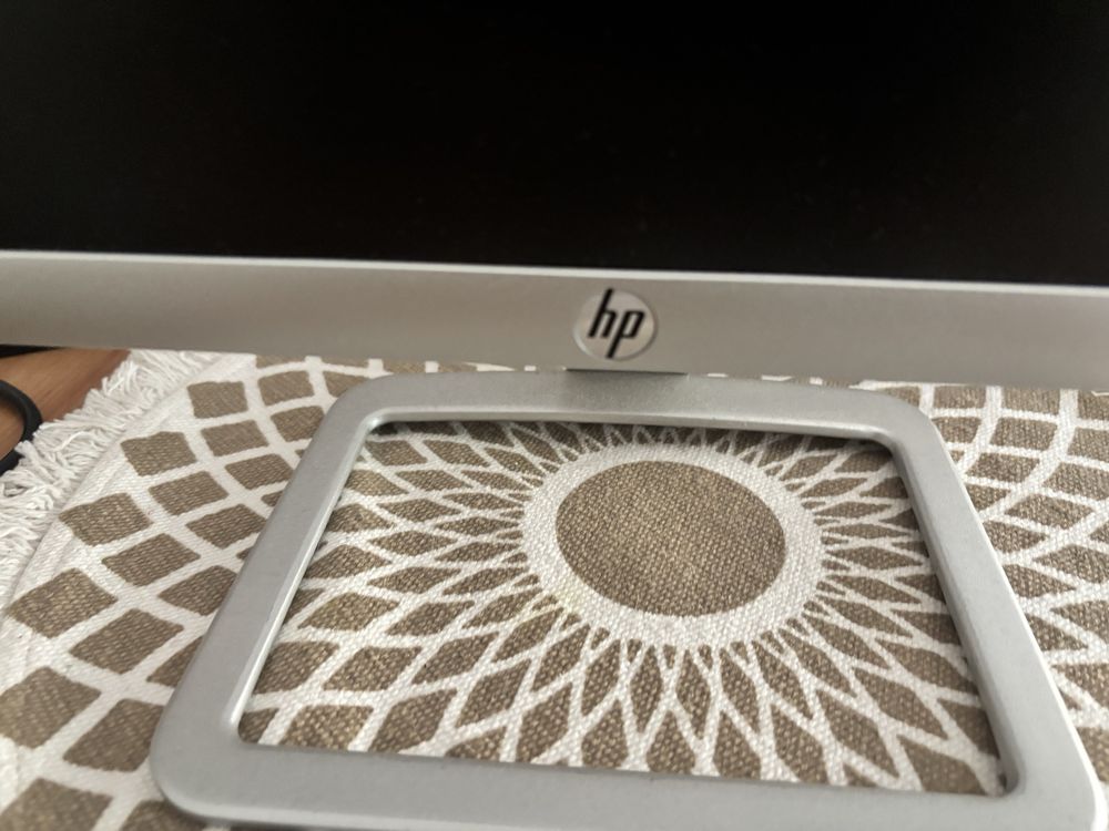monitor Hp 23 cale
