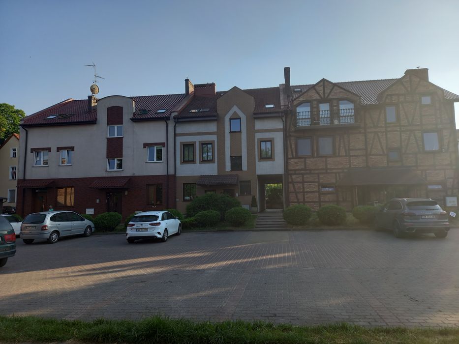 Pokoje lub całe mieszkanie dla pracowników 110 m2