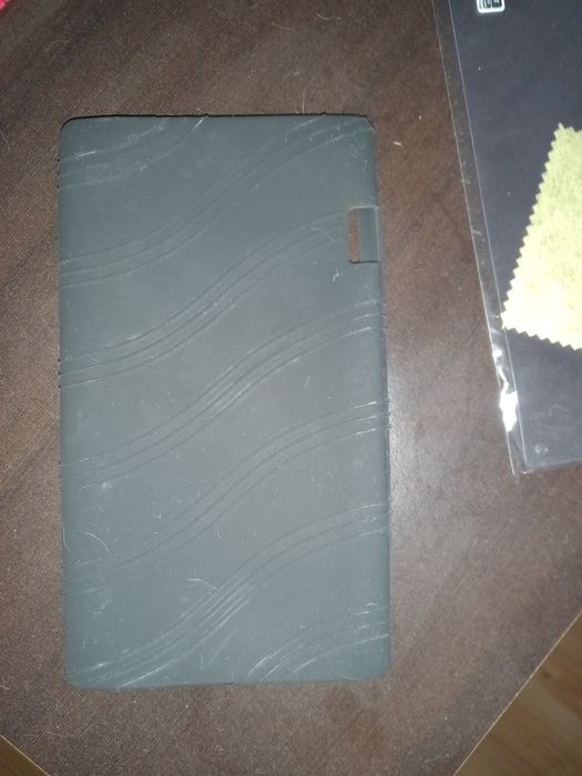 Vendo capa/película tablet Lenovo