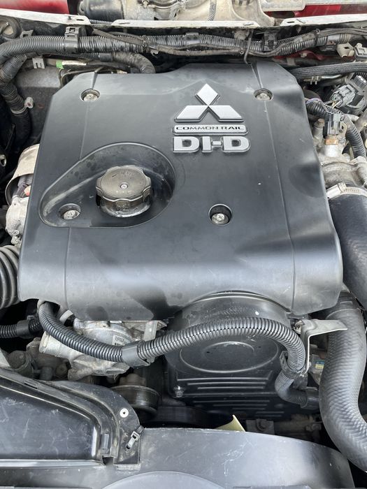 Авторазборка шрот запчасти разбор Mitsubishi L200 2.5d 06-14г л200