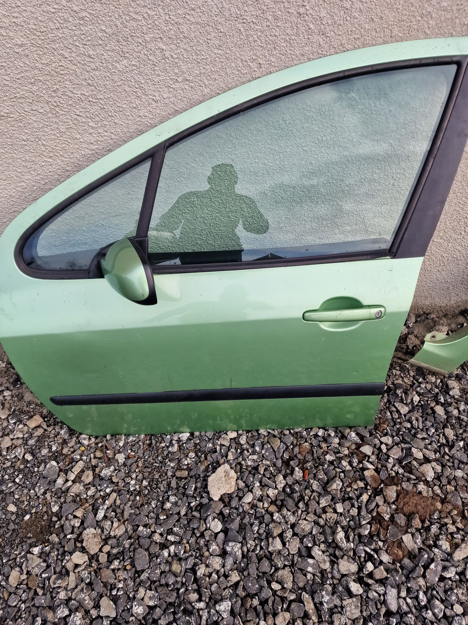 Lewe drzwi przód peugeot 307  bez lusterka