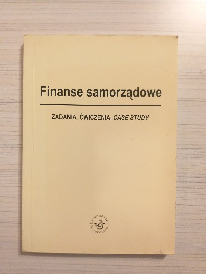 Książki o tematyce finanse publiczne (proszę czytać opis)