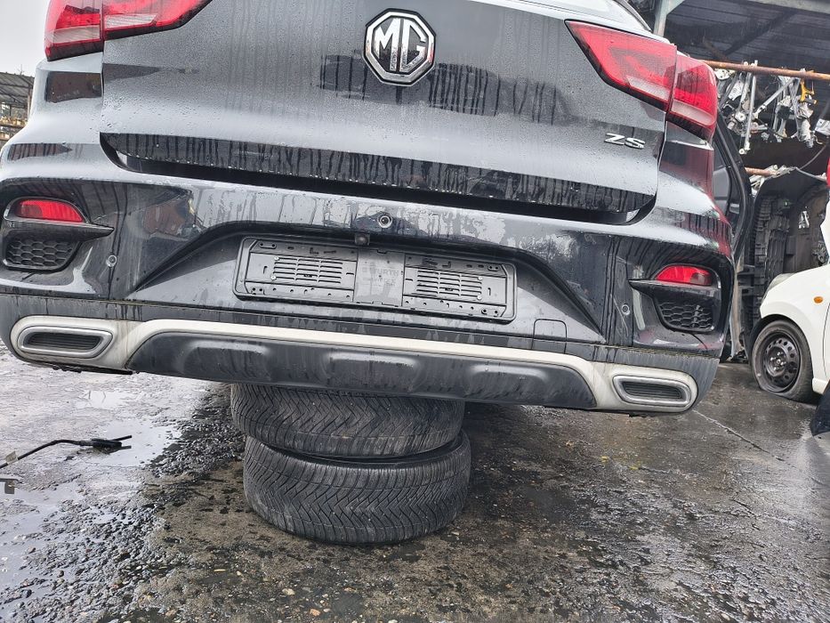MG ZS Classic Tył kompletny Klapa Zderzak lampa belka