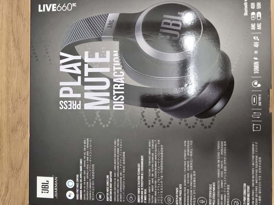 JBL Live 660nc NOVO selado
