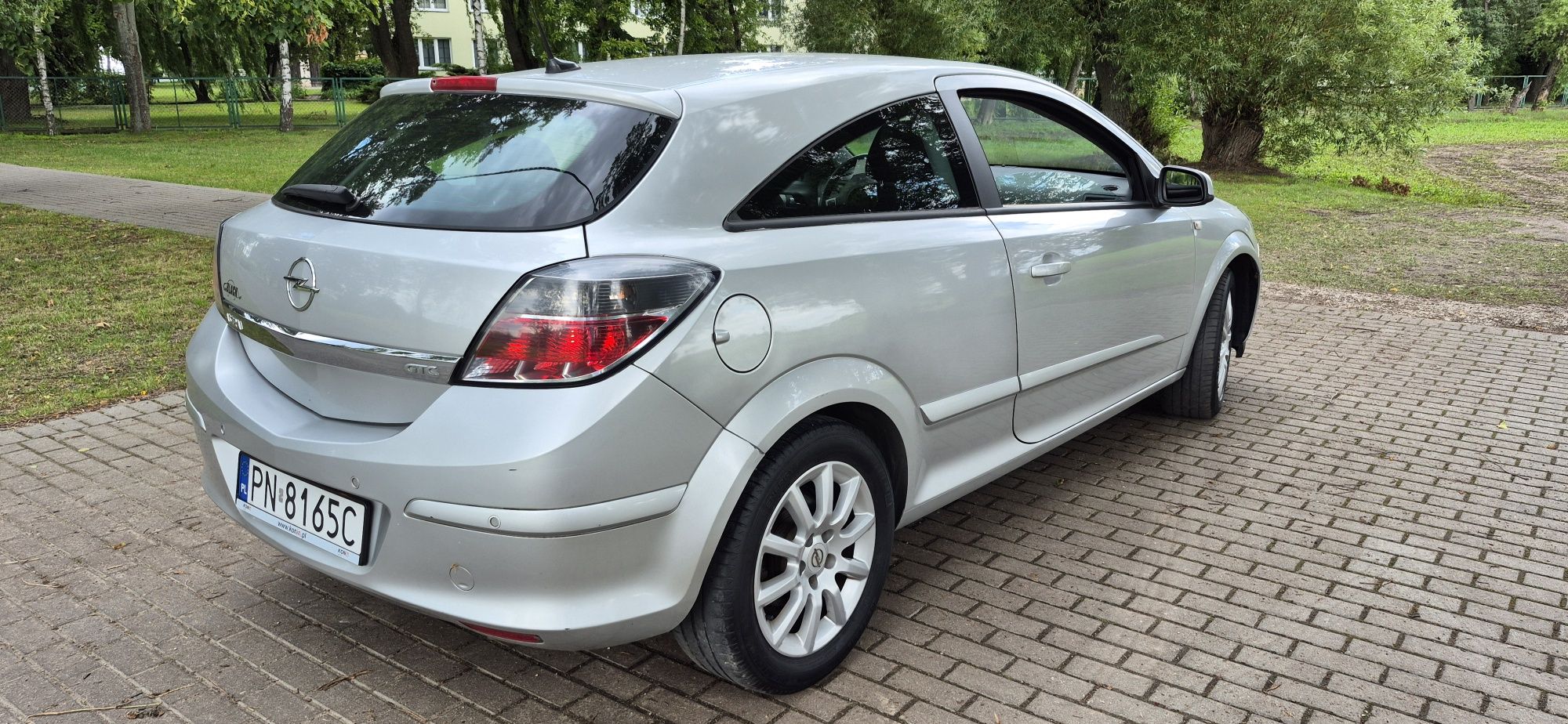 Opel Astra GTC 1.9CDTI 2008 NAVI sprawna klima