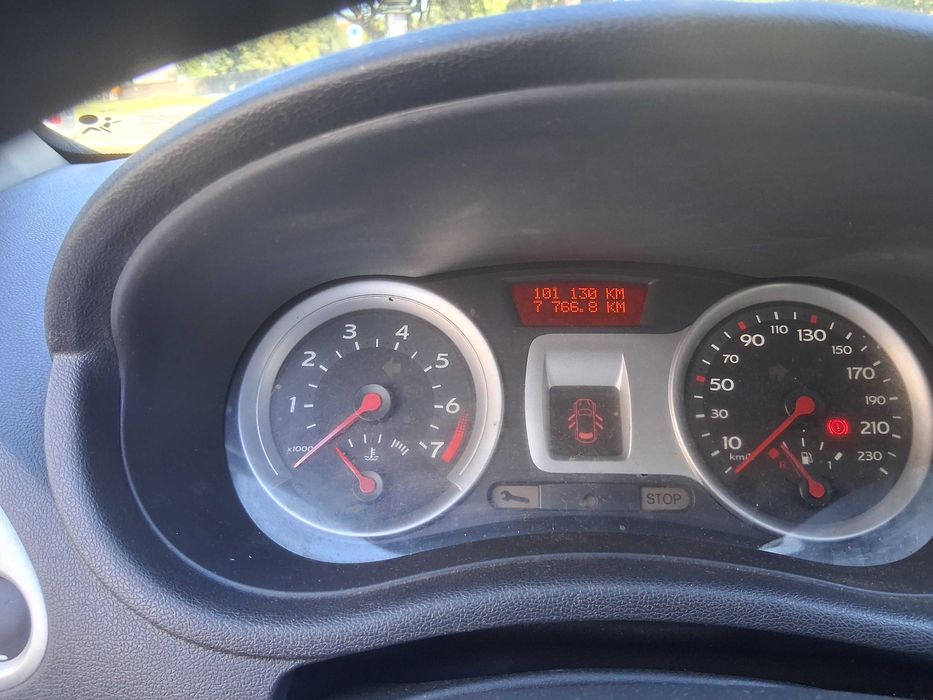 Renaul Clio III Rip Curl 2 de 2008 com apenas 100.000Kms 1.2 Gasolina