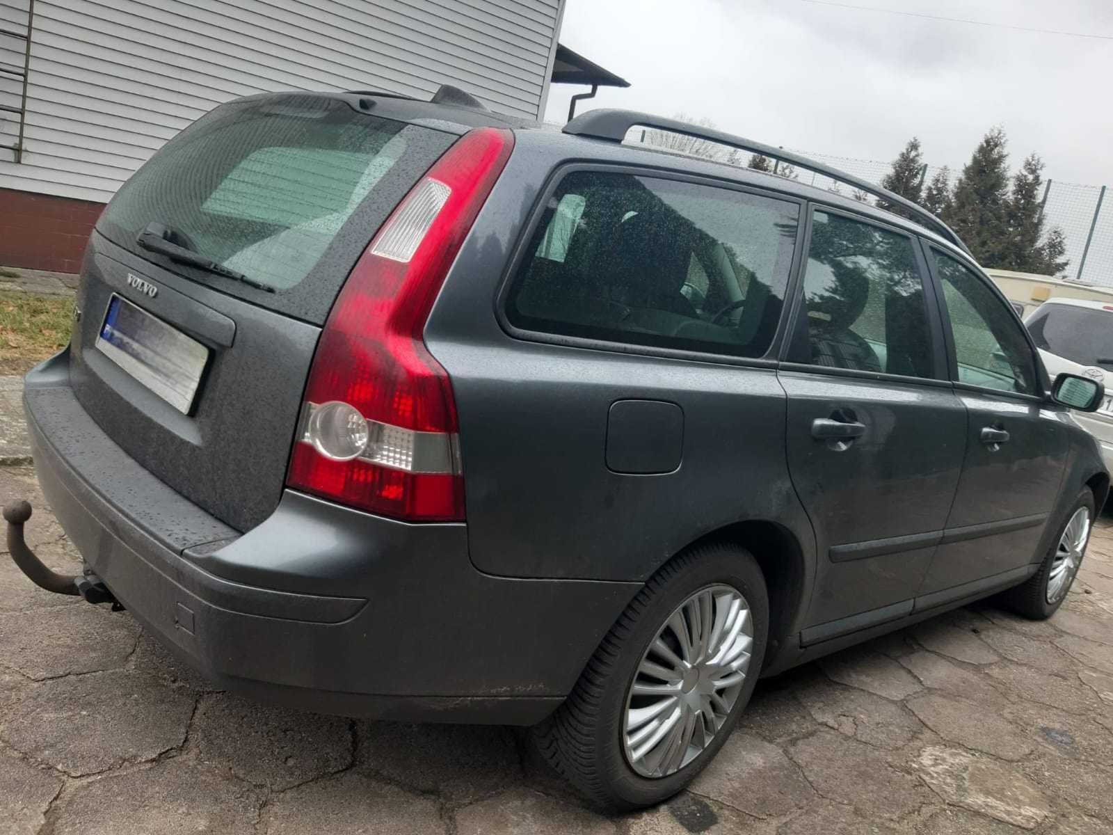 Ładne Volvo v50 2.0d 2005 doinwestowane Możliwa zamiana