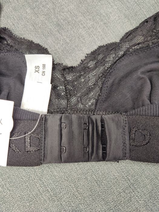 Czarny biustonosz bralet hunkemoller x Na-Kd xs, stanik nieusztywniany