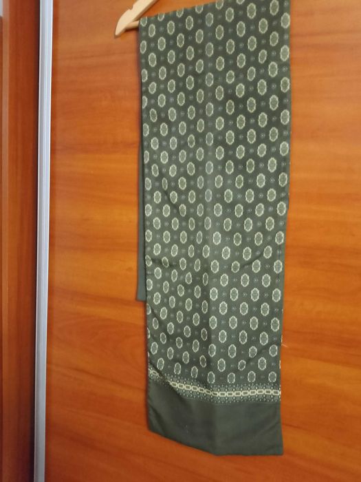 elegancki szal męski