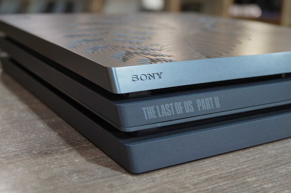 ГАРАНТІЯ Sony PlayStation 4 Pro Last of Us Limited Edition 1TB TVOYO