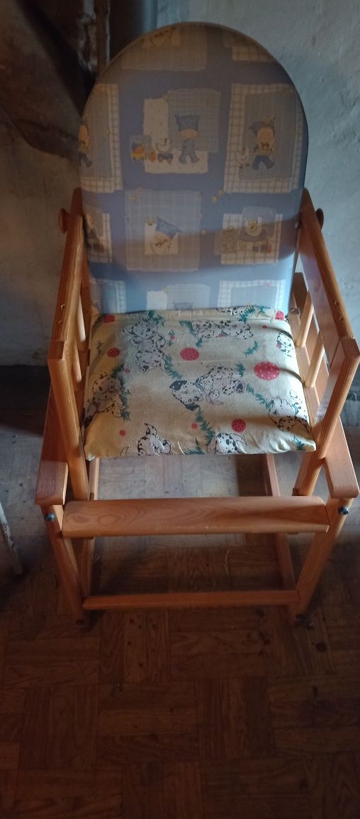 Sprzedam krzesełko do karmienia